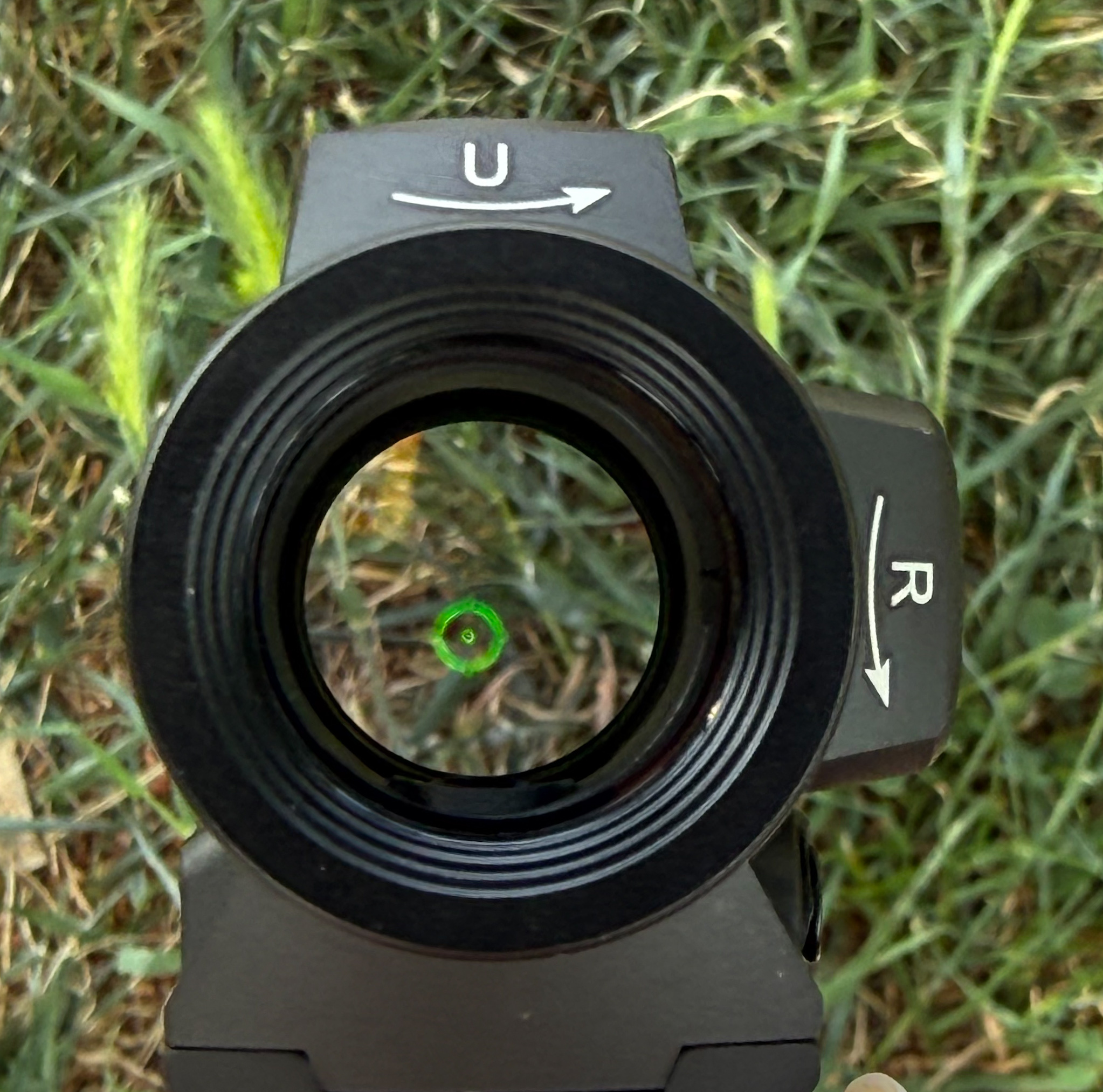 Green dot reticle view